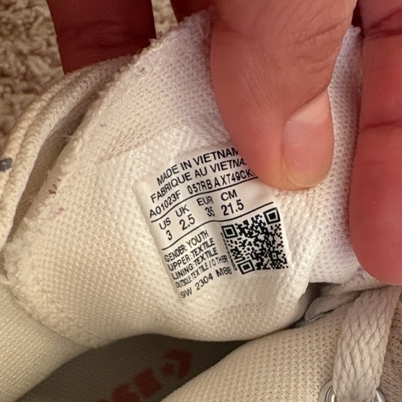 Kids High-Top Sneakers with Colorful Bird Print - Picture 7 of 7